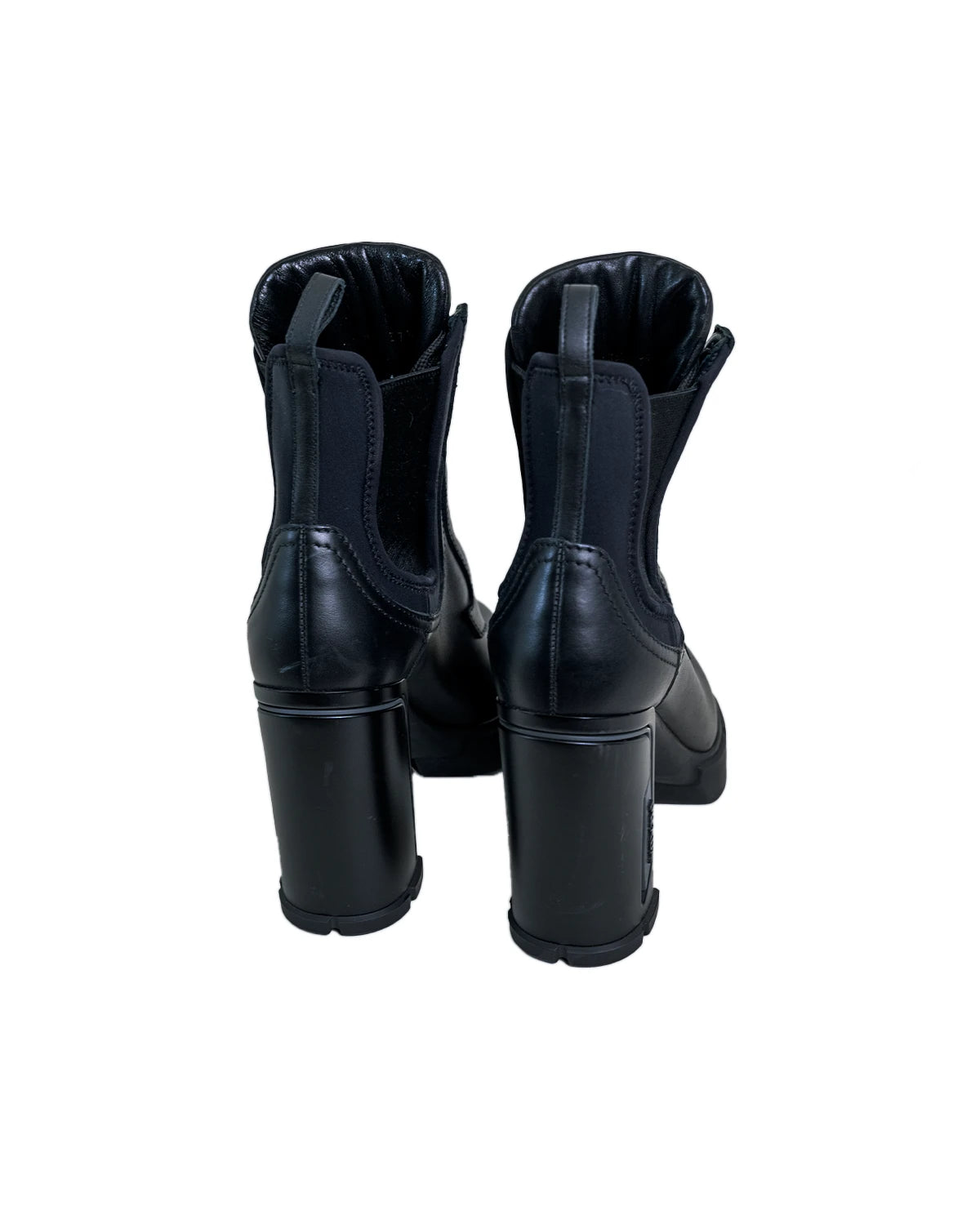 Botines Vitello Montana color negro