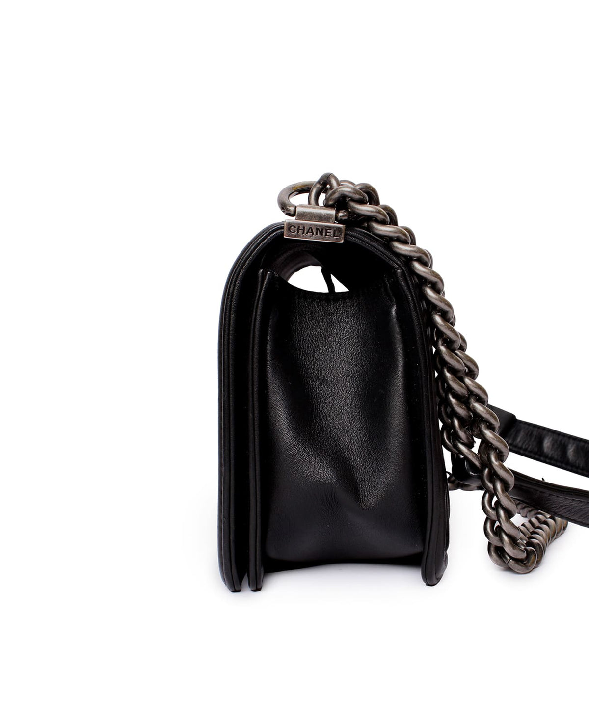 Bolsa Chanel Boy mediana de piel acolchada negra