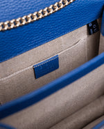 Bolsa Crossbody Interlocking GG en piel de becerro Dollar Caspian