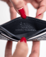 Tarjetero Microguccissima de piel color azul marino