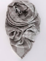 Chal de Jacquard con GG