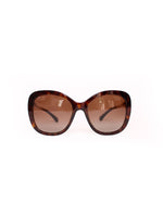 Lentes de sol Chanel diseño mariposa con perlas CC