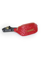 Cangurera roja Love Moschino de piel sintética acolchada
